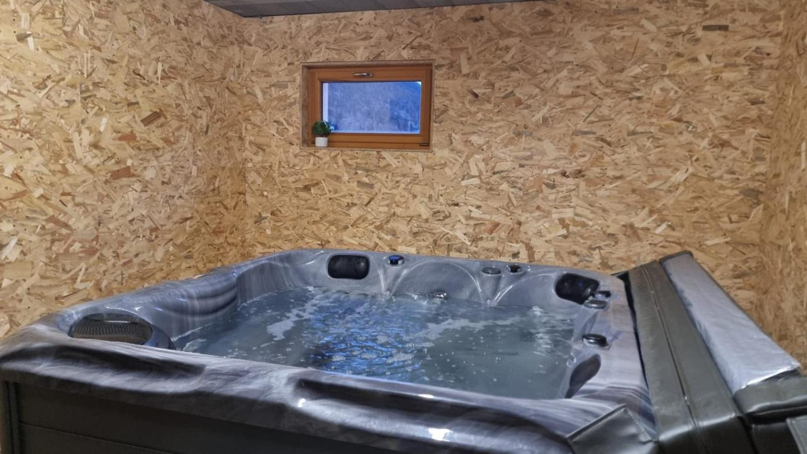 Les Randogodilleurs Avec Jacuzzi A 2Kms Des Pistes Et 350M Du Theatre Du Peuple ! Villa Bussang Buitenkant foto