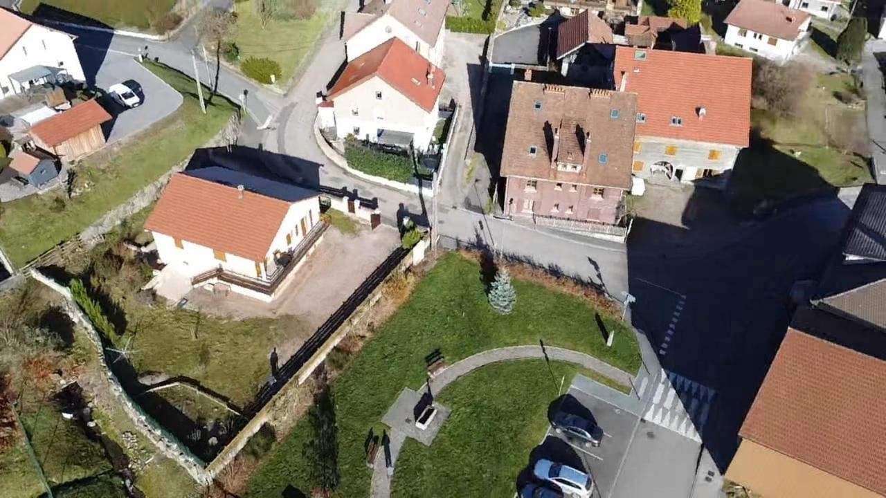 Les Randogodilleurs Avec Jacuzzi A 2Kms Des Pistes Et 350M Du Theatre Du Peuple ! Villa Bussang Buitenkant foto