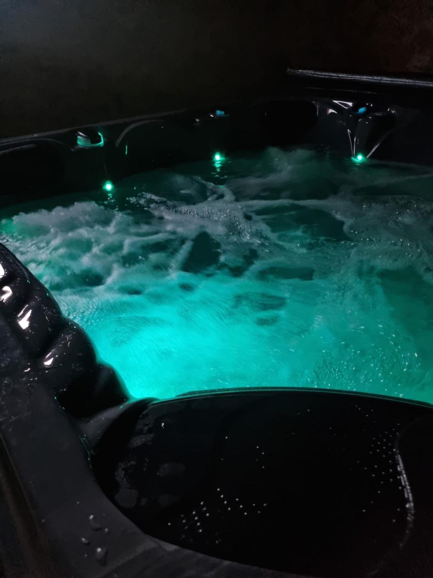 Les Randogodilleurs Avec Jacuzzi A 2Kms Des Pistes Et 350M Du Theatre Du Peuple ! Villa Bussang Buitenkant foto
